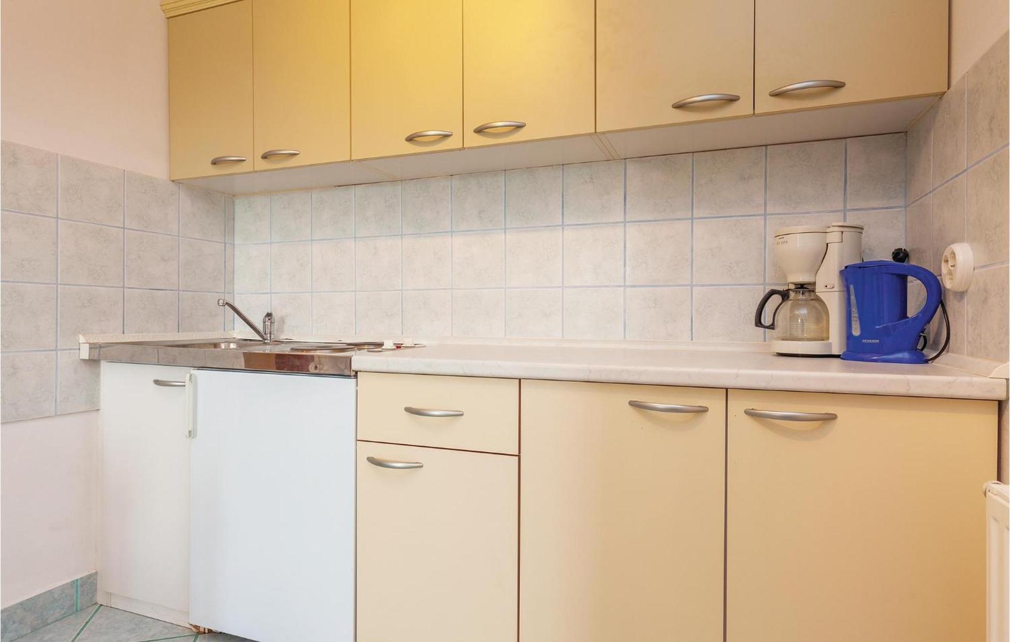 Stunning Apartment In Crikvenica With Wifi Bagian luar foto