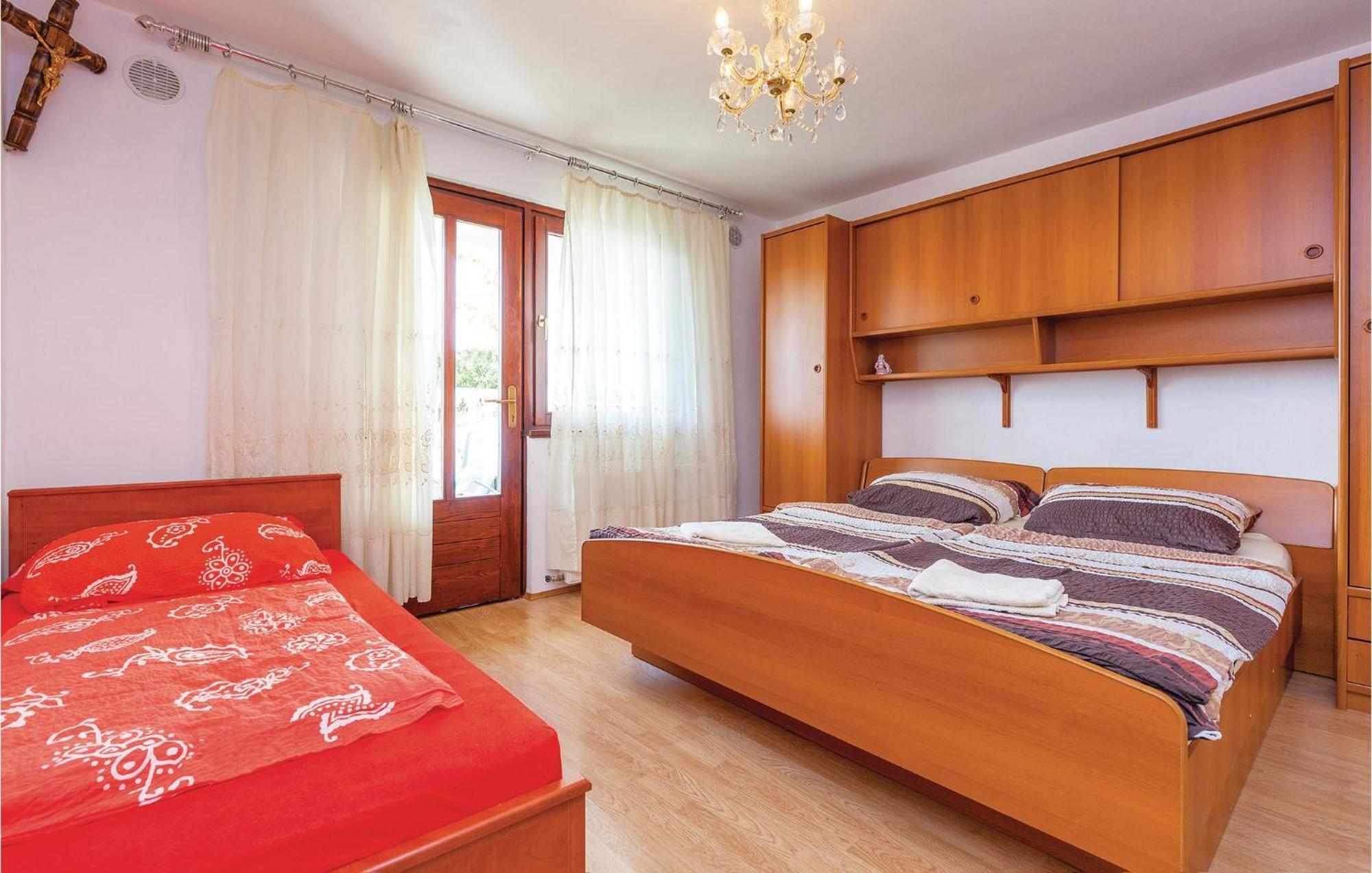 Stunning Apartment In Crikvenica With Wifi Bagian luar foto