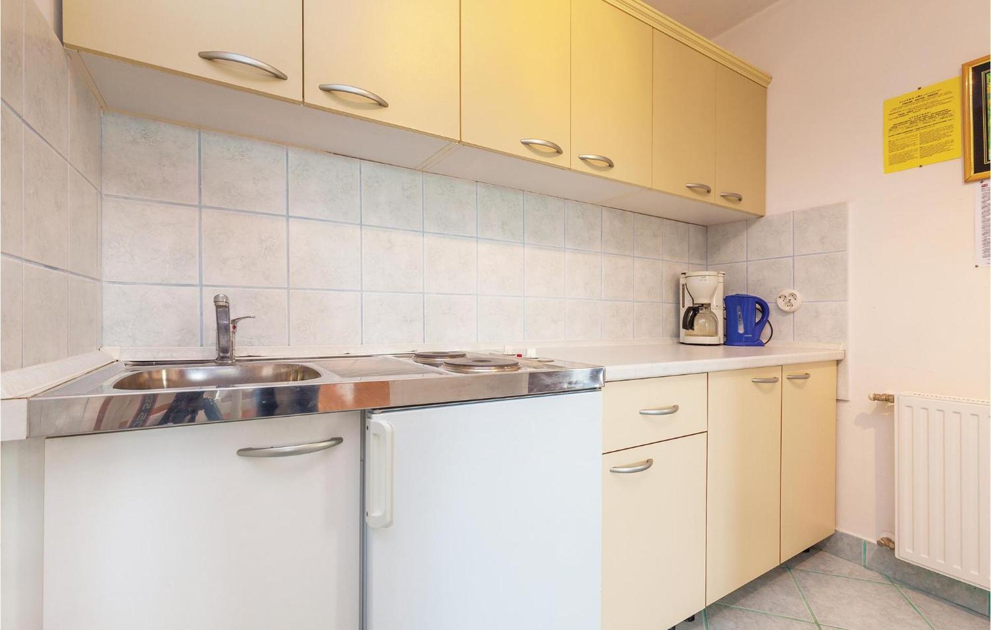 Stunning Apartment In Crikvenica With Wifi Bagian luar foto
