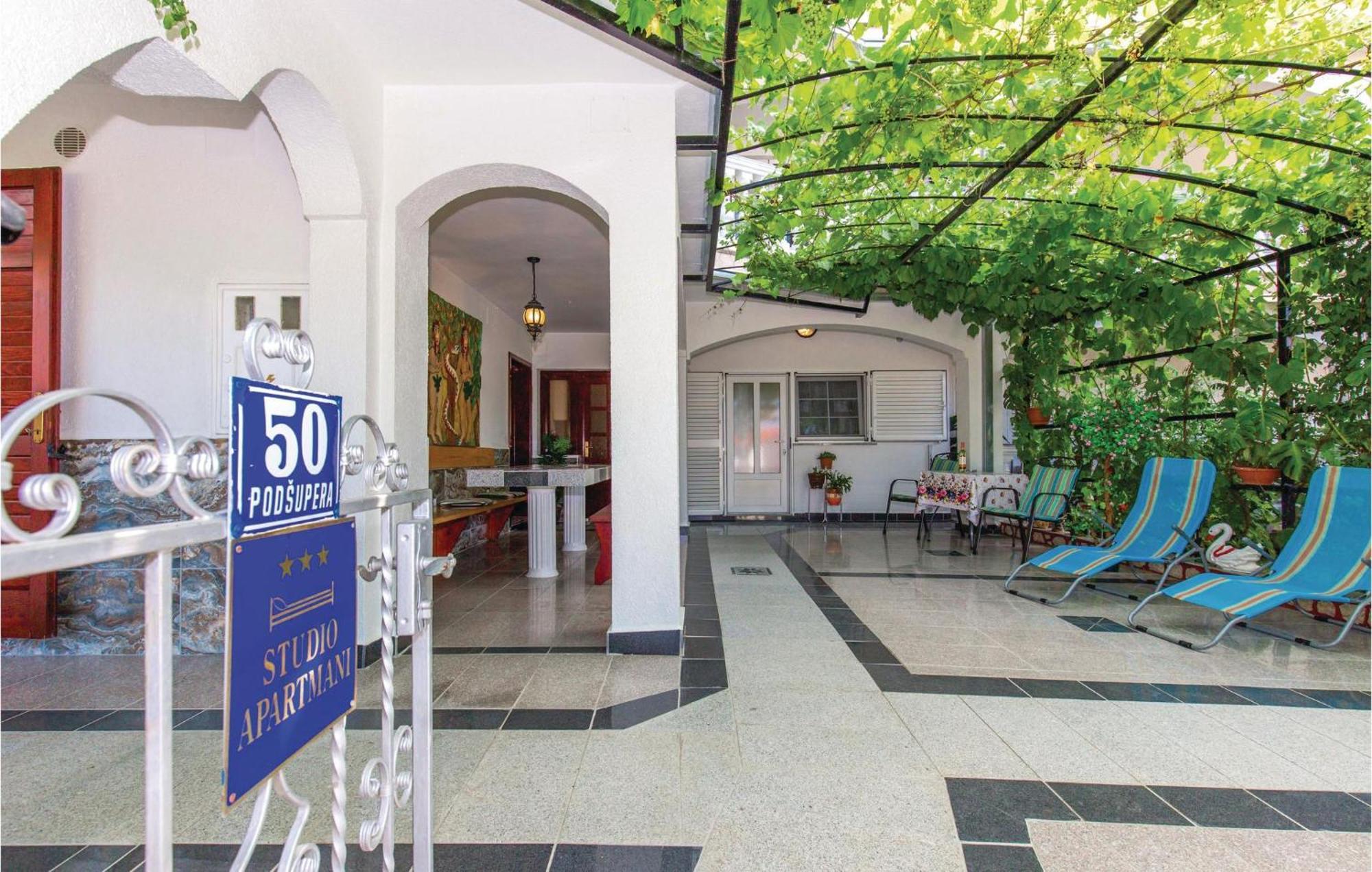 Stunning Apartment In Crikvenica With Wifi Bagian luar foto