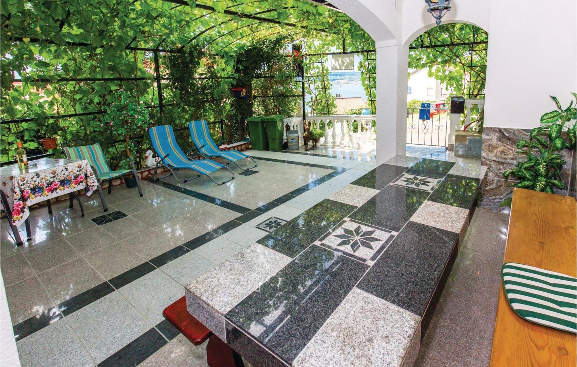Stunning Apartment In Crikvenica With Wifi Bagian luar foto