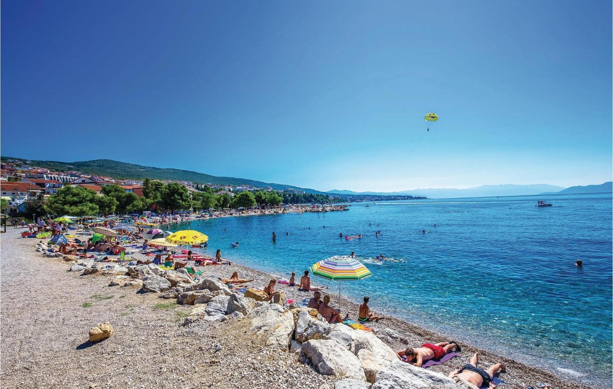 Stunning Apartment In Crikvenica With Wifi Bagian luar foto